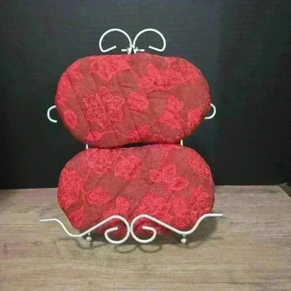 Handmade Microwave Mitts - Regular Size - Burgandy and Red  Design - Pair - Picture 1 of 4